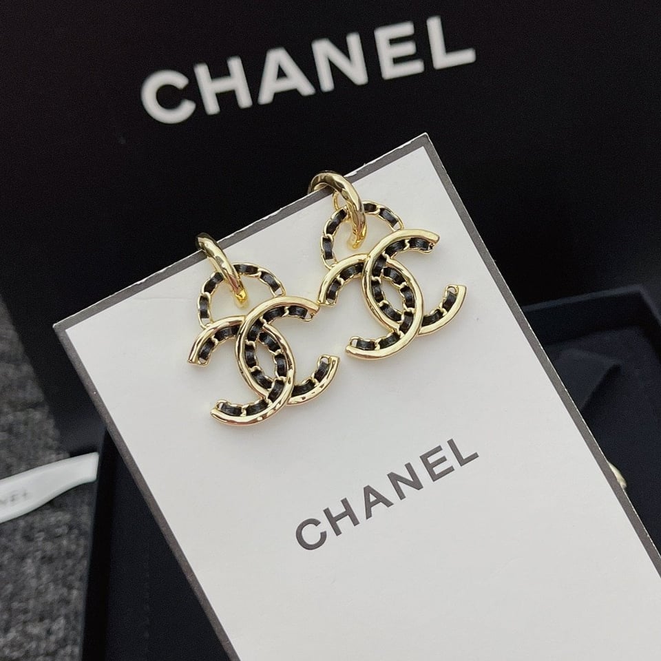 Chanel Cc Earrings view 3