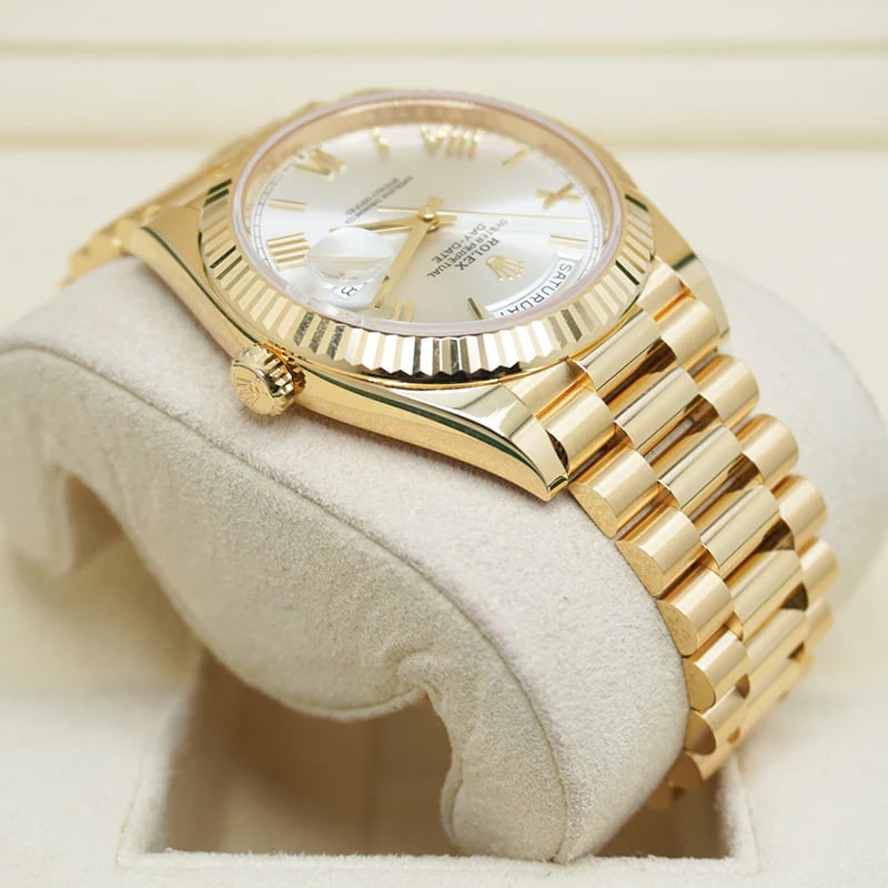 Rolex Day-Date 40 mm Silver Dial 228238 view 7