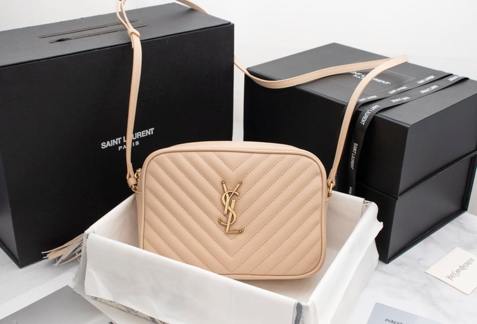 Saint Laurent Lou Camera Bag In Quilted Leather Beige Gold 23Cm view 7