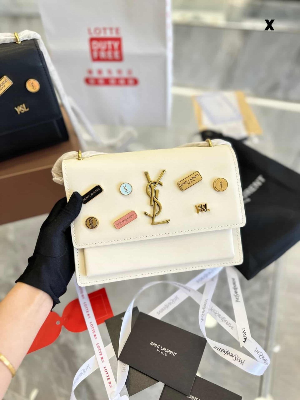 Saint Laurent Sunset Chain Bag In Smooth Leather With Sticker White 22Cm view 4