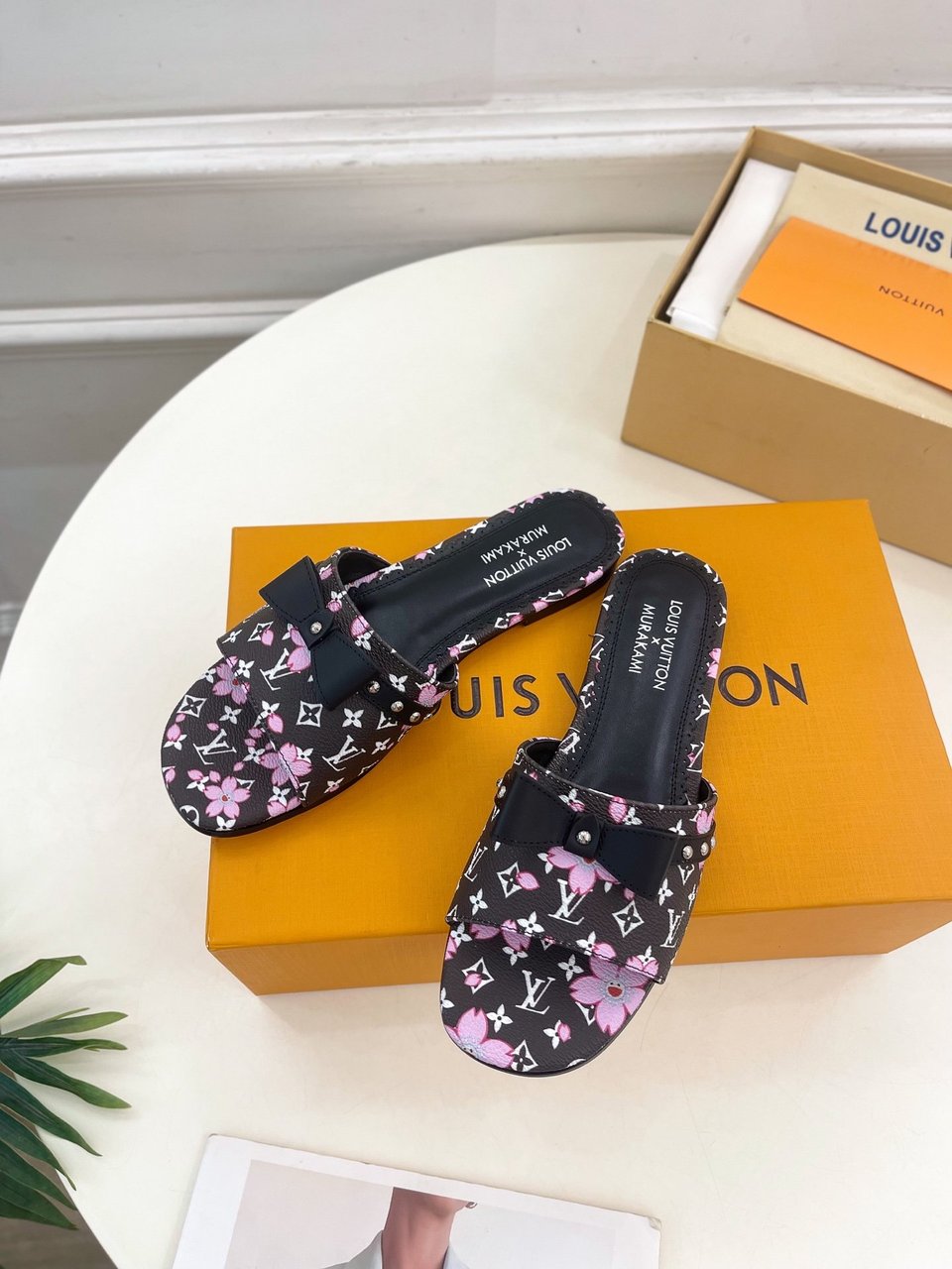 Louis Vuitton x Takashi Murakami Cherry Blossom Flat Slide Black Monogram with Bow view 9