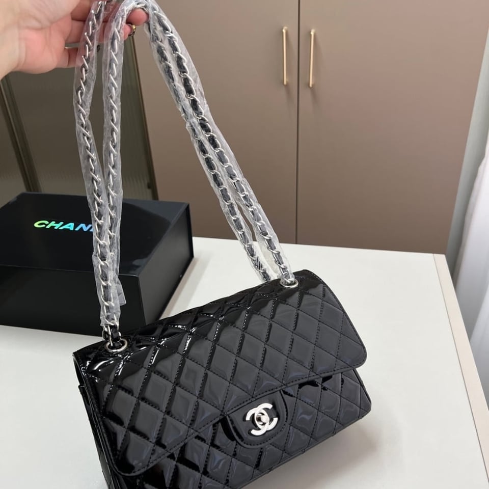 Chanel Medium Classic Double Flap Bag Patent Leather Black 26Cm/10.2in view 3