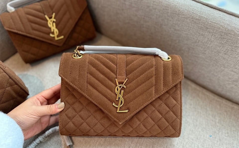 Saint Laurent Le 5 A 7 Bea In Suede Golden Leaf 55Cm Suede Shoulder Bag Brown 24Cm view 4