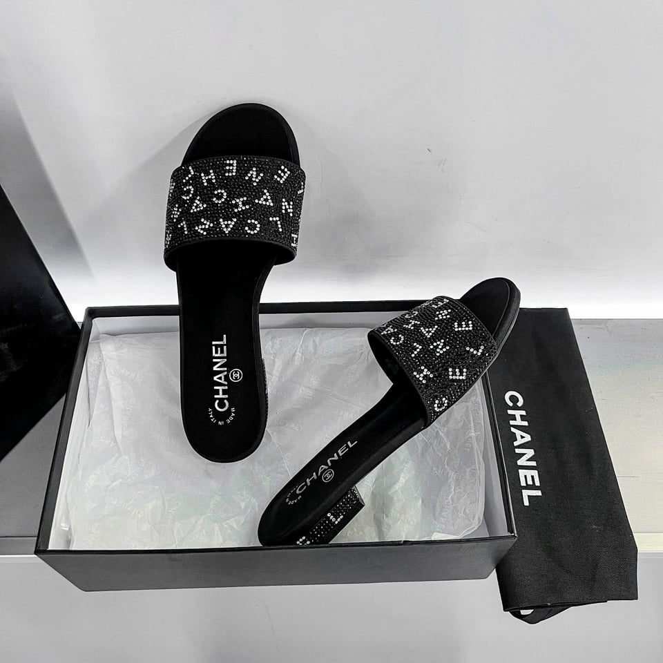 Chanel 24P Beaded Diamond Logo Slippers Black view 5