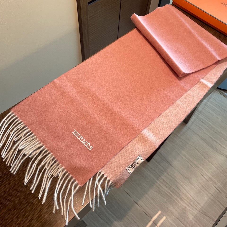 Hermes Cashmere Scarf Ombre Pink For Women 180cm view 4