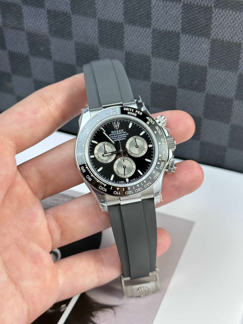 [Superclone] Rolex Daytona 40 mm black Dial 126519LN view 2