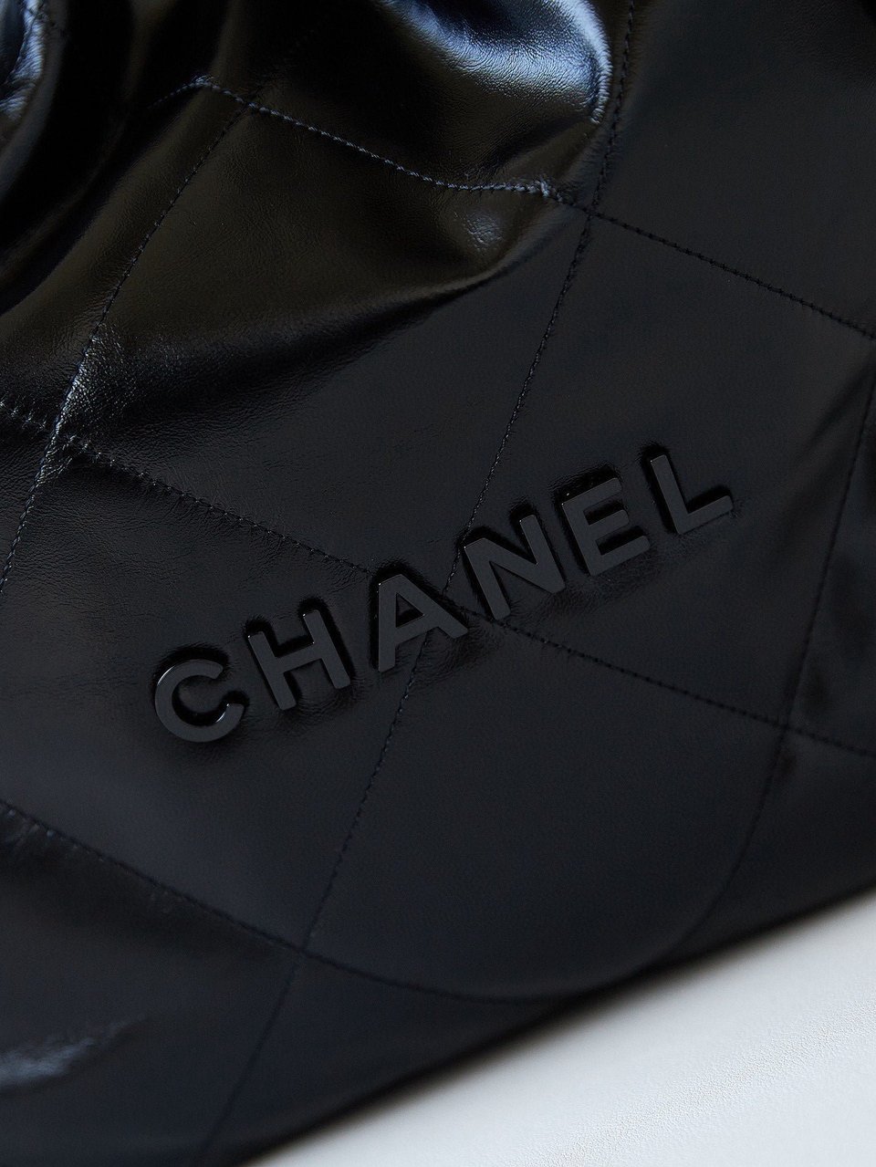 Chanel 22 Hobo Black Calfskin Black Hardware view 9