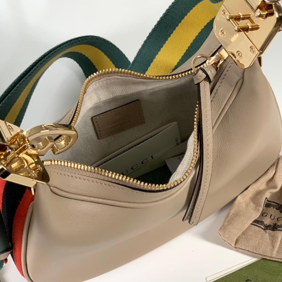 Gucci Oatmeal Leather Attache Small Shoulder Bag view 10