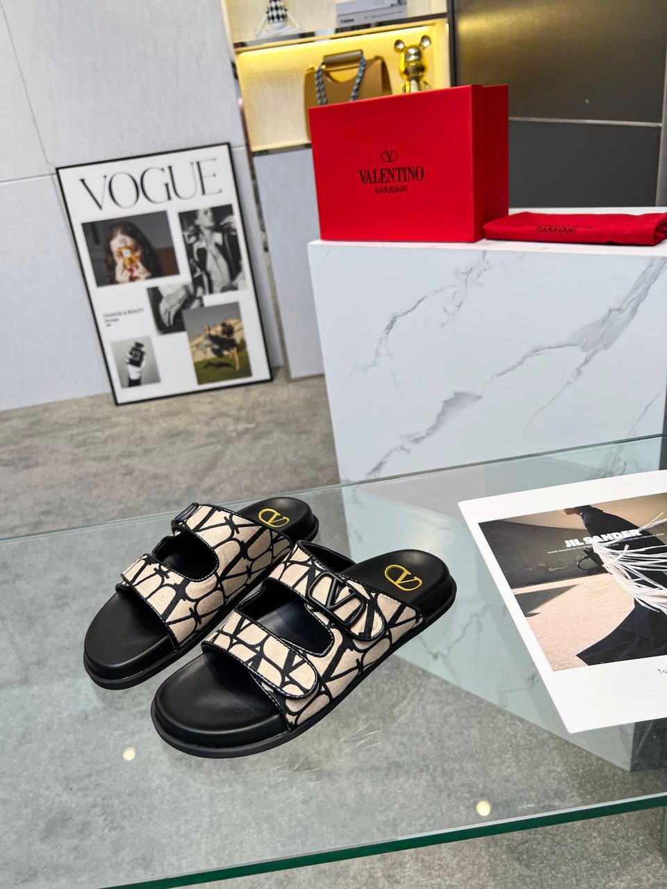 Valentino Garavani Vlogo Toile Iconographe Sandal Black Beige view 10