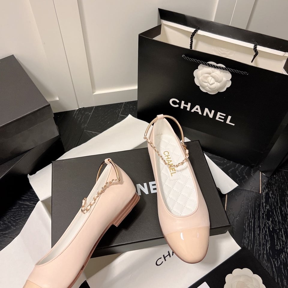 Chanel Interlocking Cc Logo Ballet Flats Light Pink view 4