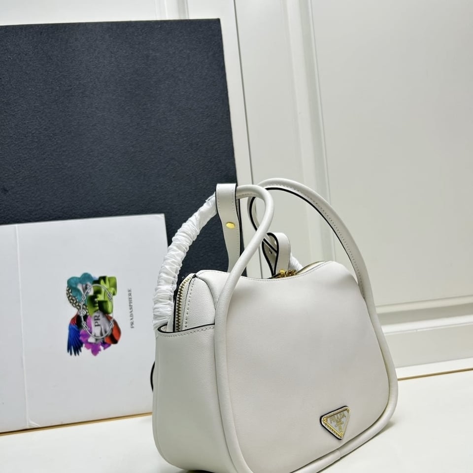 Prada Darling Handbag White 25Cm view 4