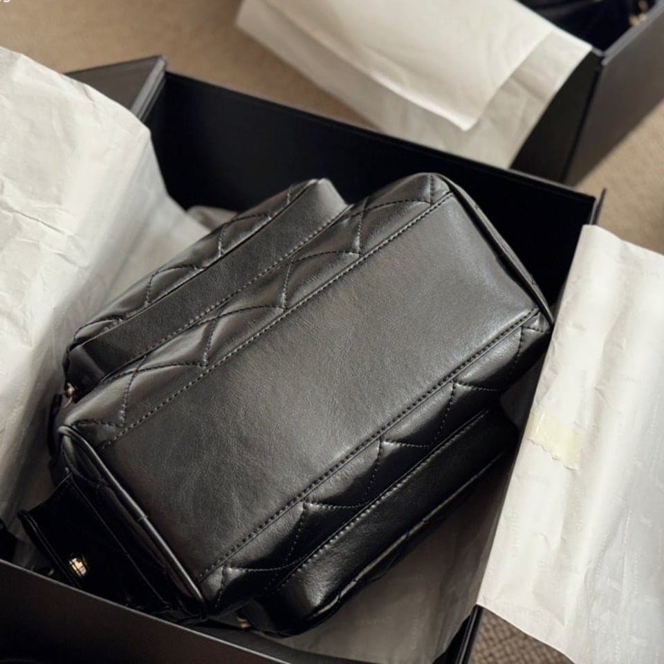 Chanel Small Camera Case Bag Black 23Cm/9.1in As5220 B18234 94305 view 8