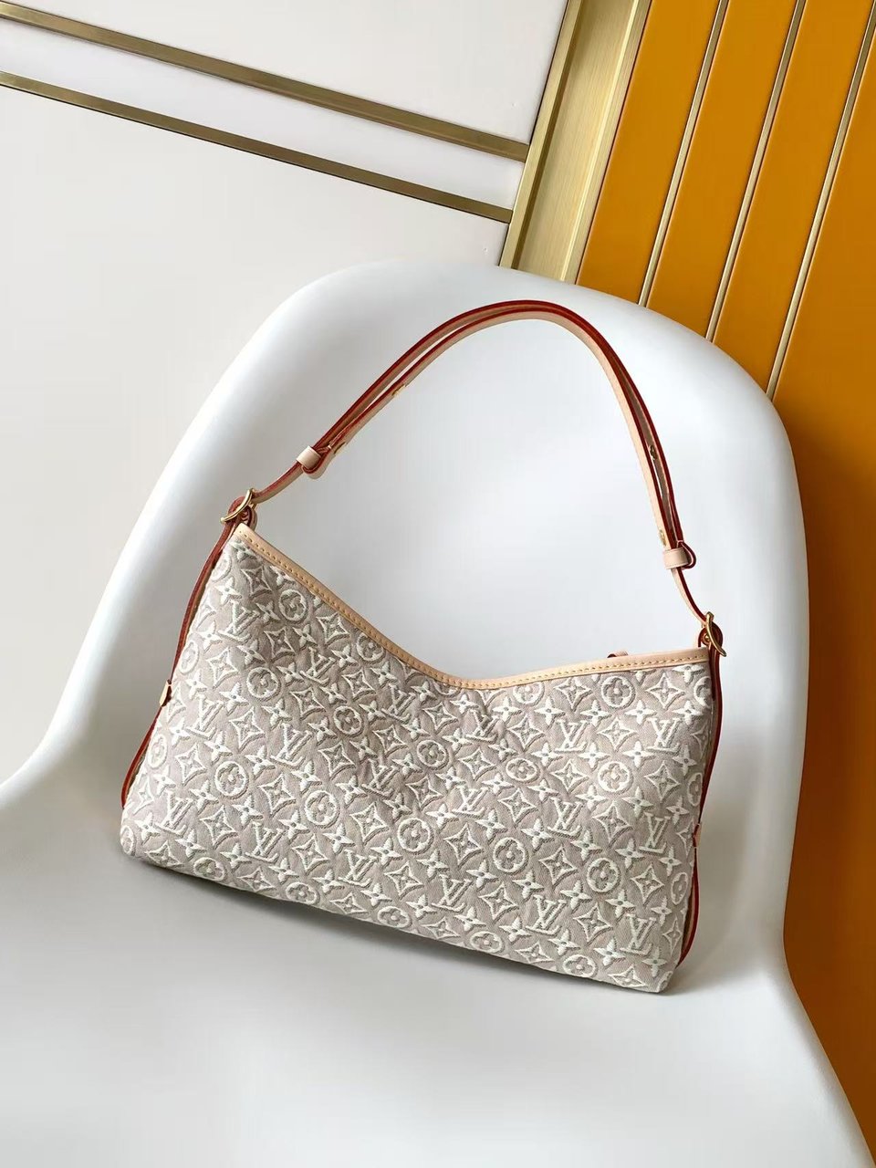 Louis Vuitton Carryall East-West Monogram Emblème Peuplier Motif 36cm M2A136 view 3