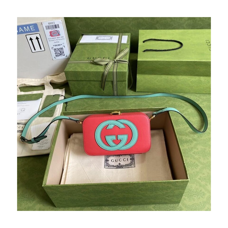 Gucci Interlocking G Mini Bag in Red Leather view 2