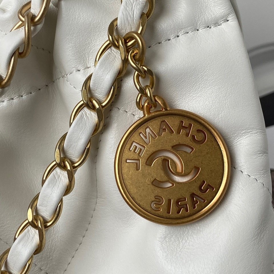 Chanel 22 Handbag White 42Cm As3261 view 7