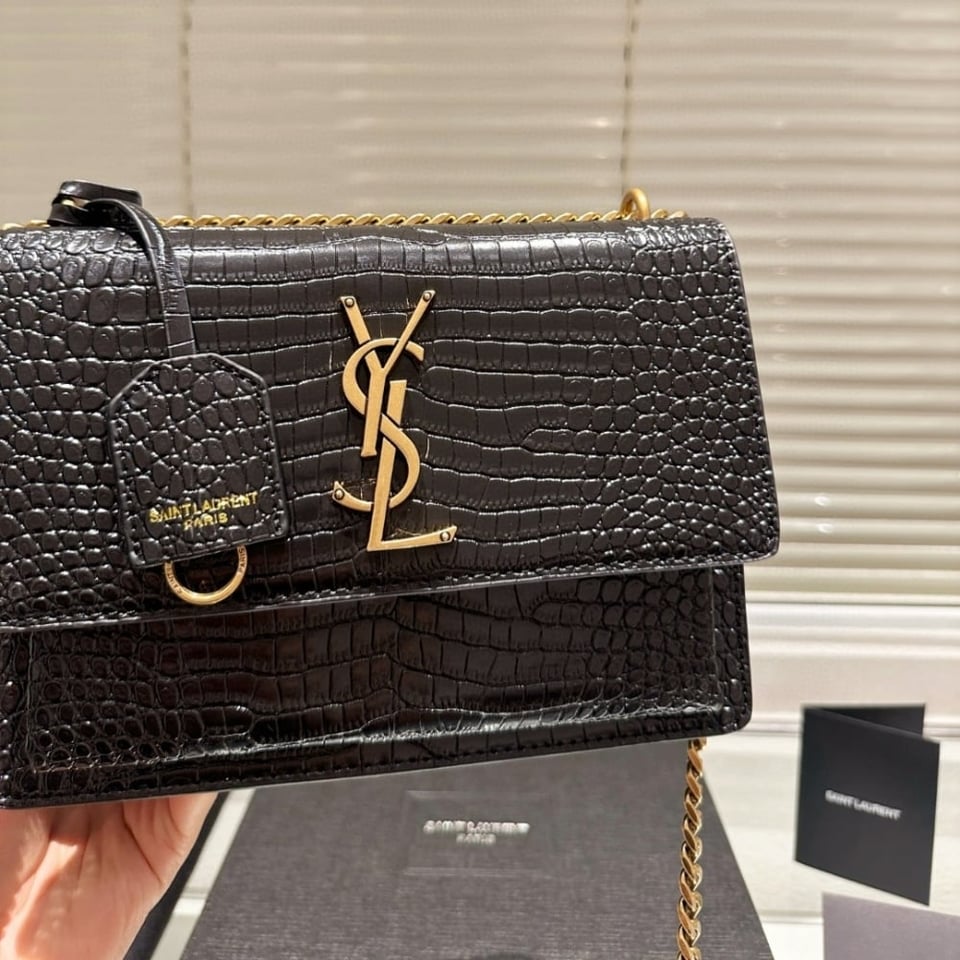 Saint Laurent Sunset Medium In Crocodile Embossed Leather Black 22Cm view 11