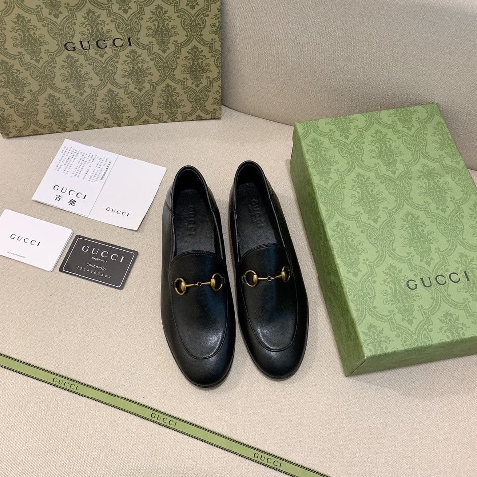 Gucci Women’S Leather Horsebits Loafers Black 414998 Dlc00 1000 view 3