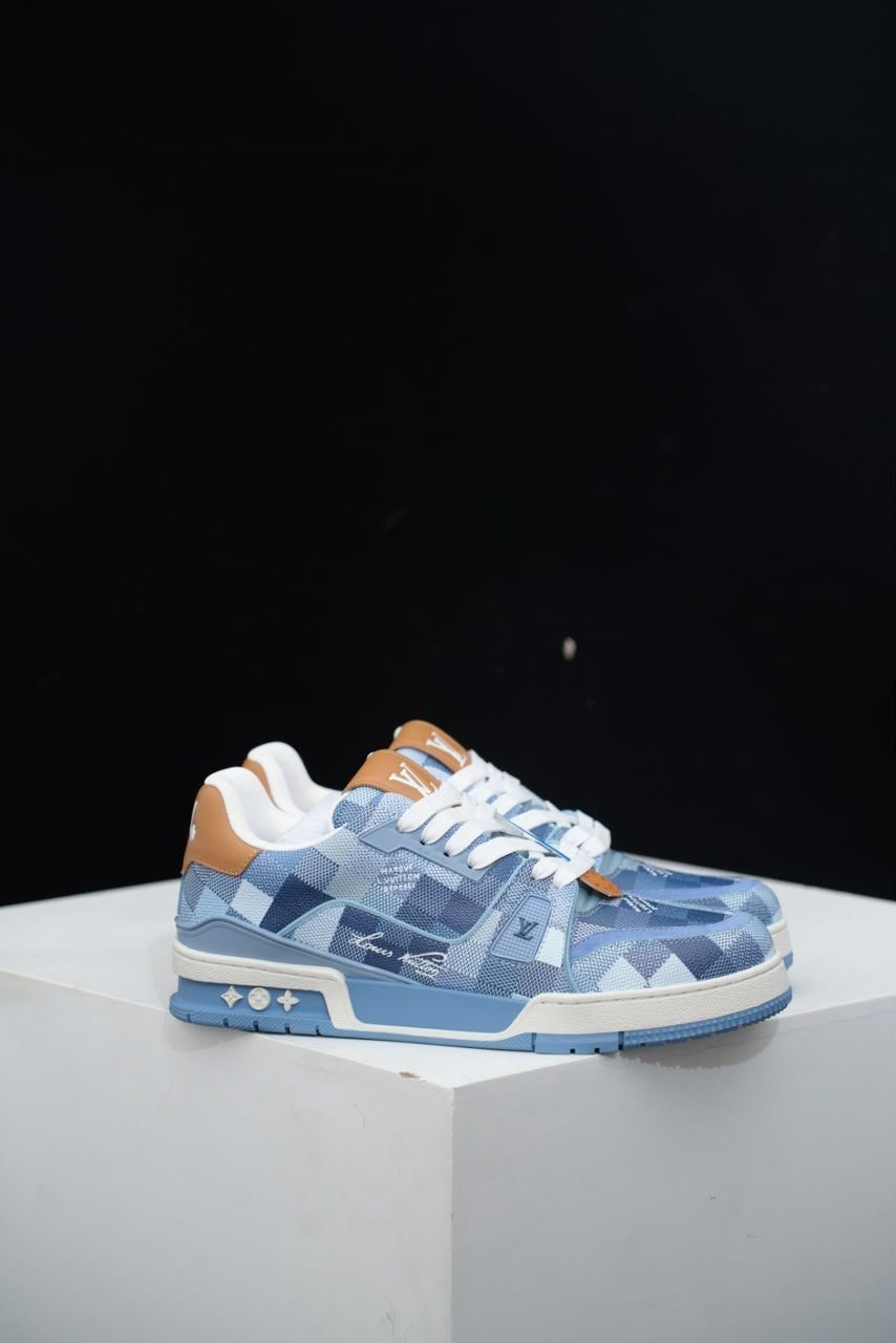 Louis Vuitton Trainer Sneakers Blue Textured Calfskin 1AKCCR view 3