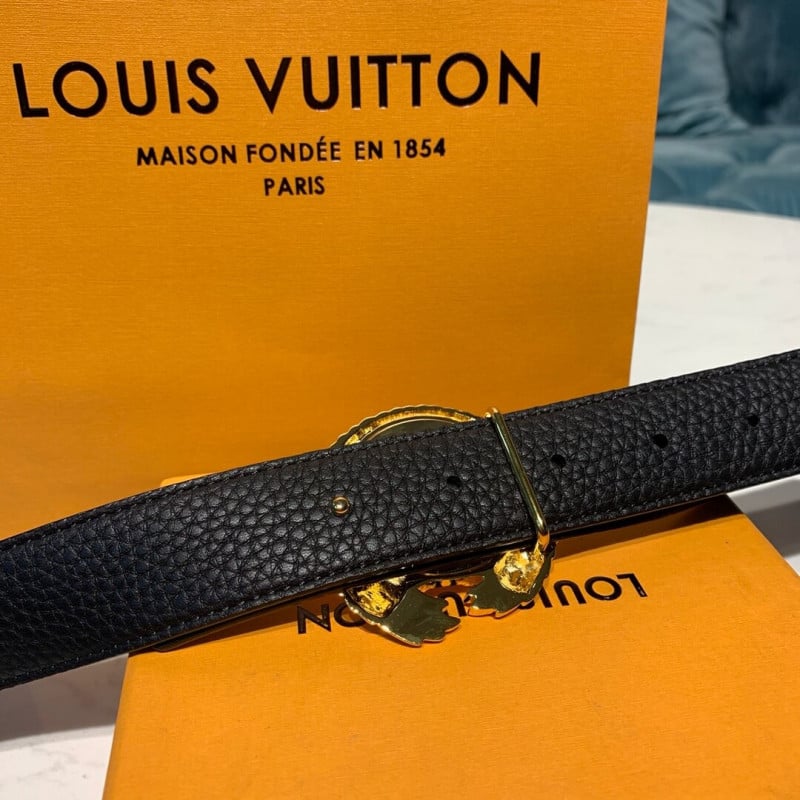 Louis Vuitton Circle 30mm Reversible Belt M0141 view 10