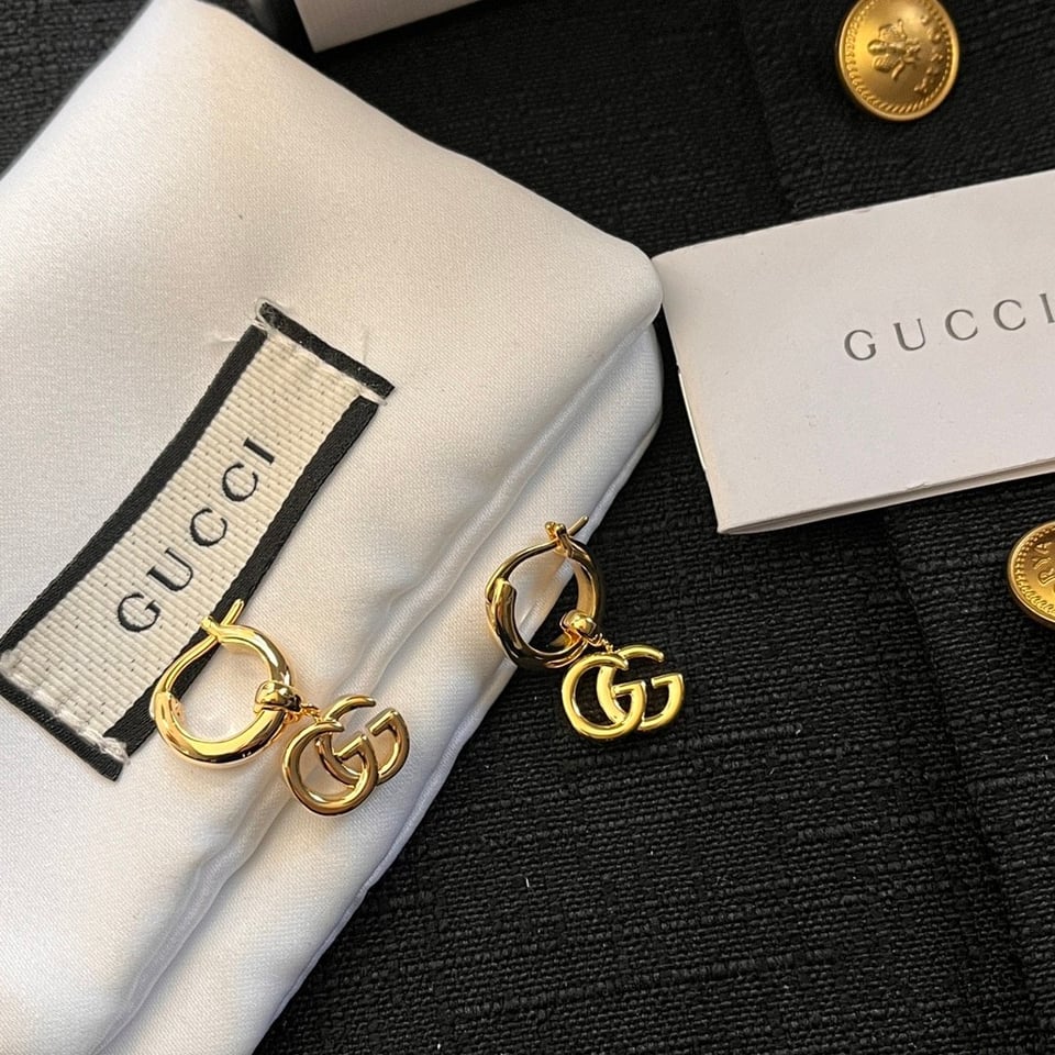 Gucci Gg Running Drop Earrings Gold view 3