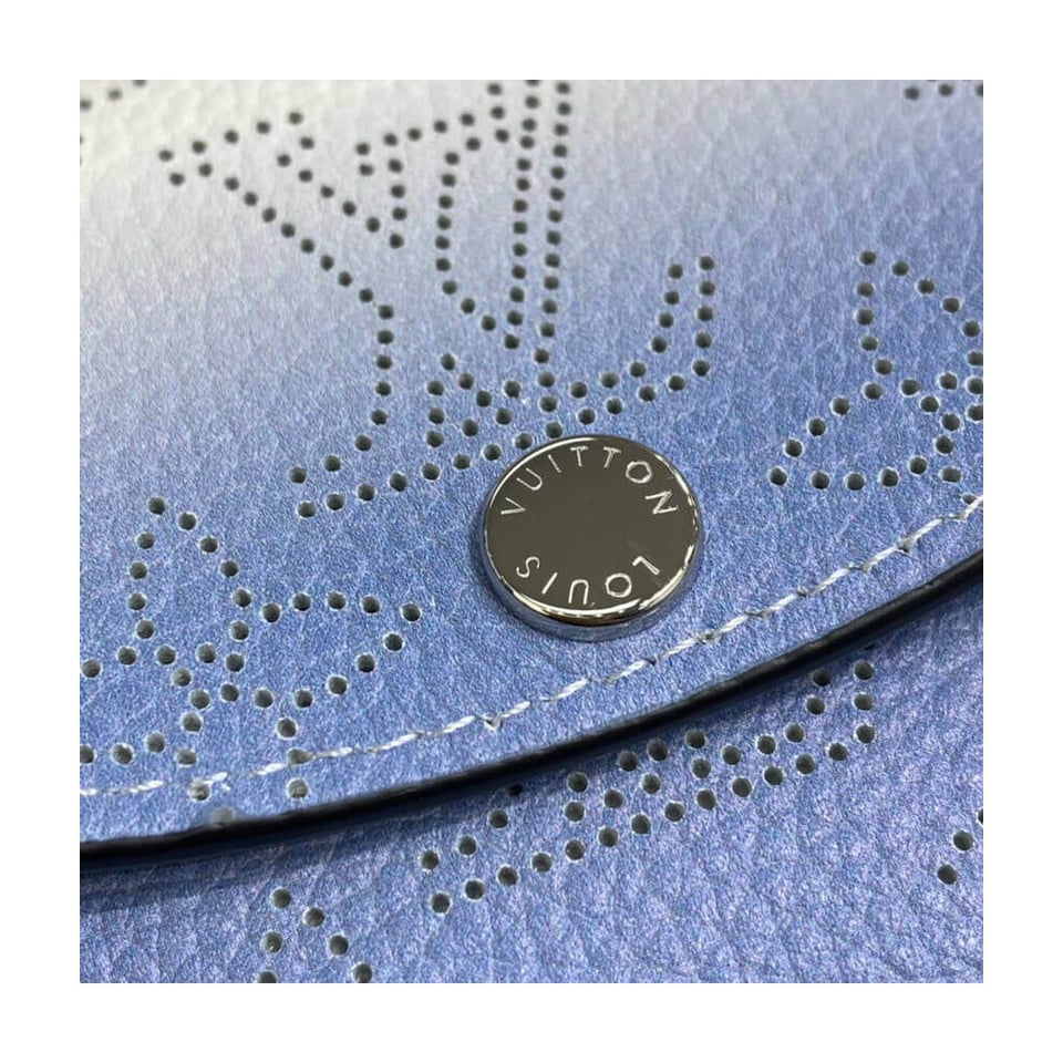 Louis Vuitton Coin Purse in Blue Gradient Mahina Perforated Leather view 5