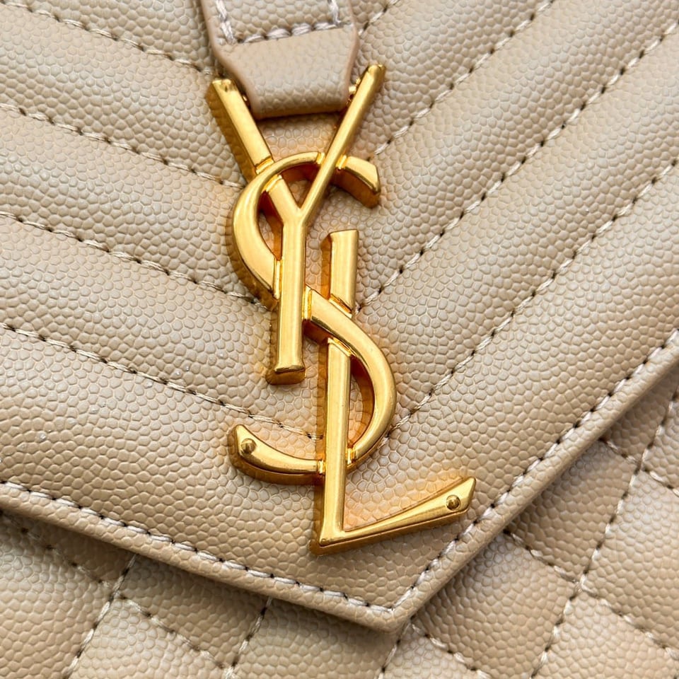 Saint Laurent Envelope Medium Chain Bag In Mix Matelasse Grain De Poudre Embossed Beige 24Cm view 7