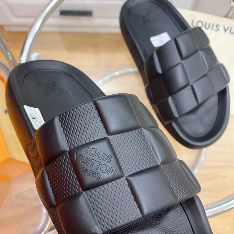 Louis Vuitton Waterfront Mule Maxi Damier Rubber Black view 4
