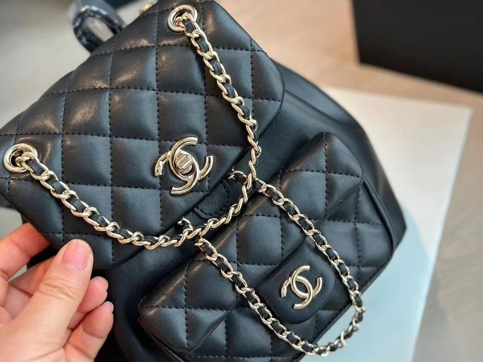 Chanel Duma Matelasse Leather Chain Backpack Black 20Cm/7.8in view 6