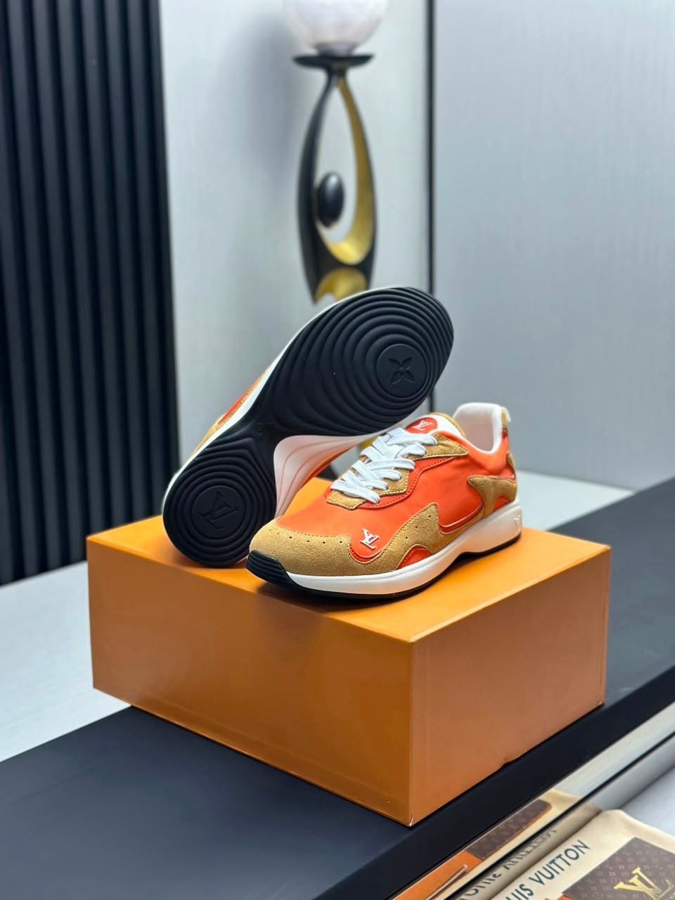 Louis Vuitton Drop 300 Sneakers Orange Nylon/Suede 1AKP16 view 9