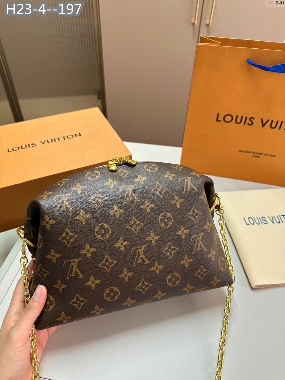 Louis Vuitton Cosmetic Pouch Gm Brown 27Cm M46458 view 5