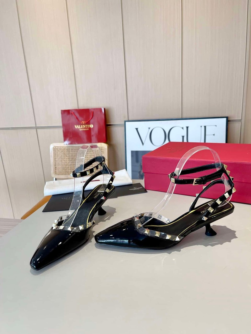 Valentino Garavani Rockstud Couture Pumps Black view 7