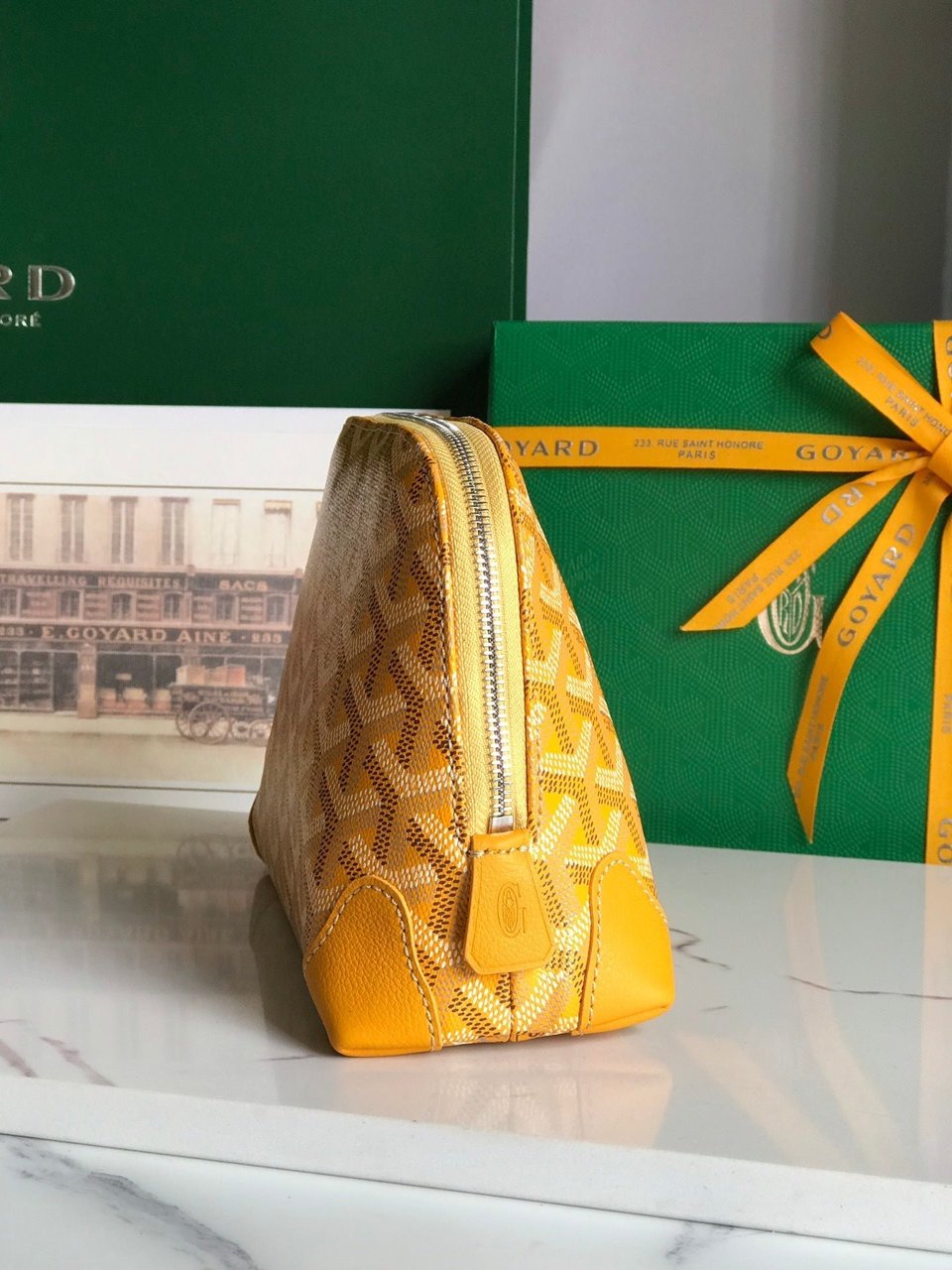 Goyard Vendôme Cosmetic Pouch 17 Cm Yellow Goyardine Canvas And Calfskin Trim view 7