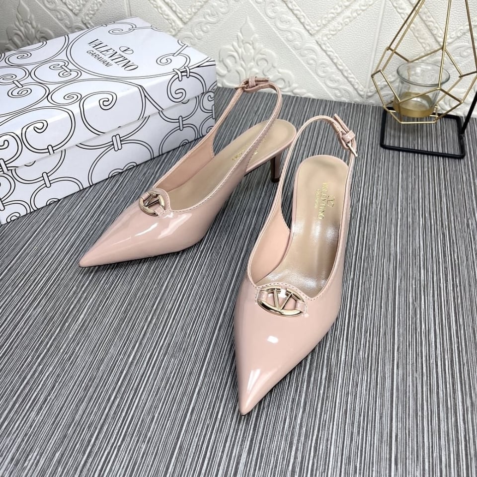 Valentino Vlogo The Bold Edition Slingback Pumps In Patent Leather 60Mm In Beige Rose view 8