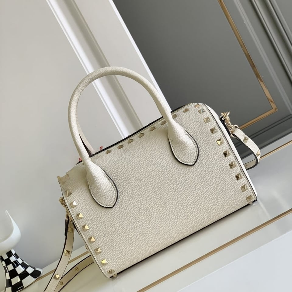 Valentino Caravani Bolsas Rockstud Granato White 24Cm view 3