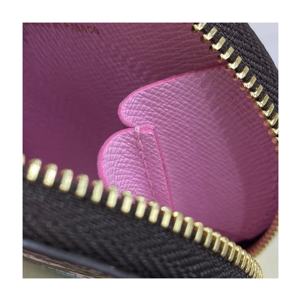 Louis Vuitton Monogram Round Coin Purse view 11