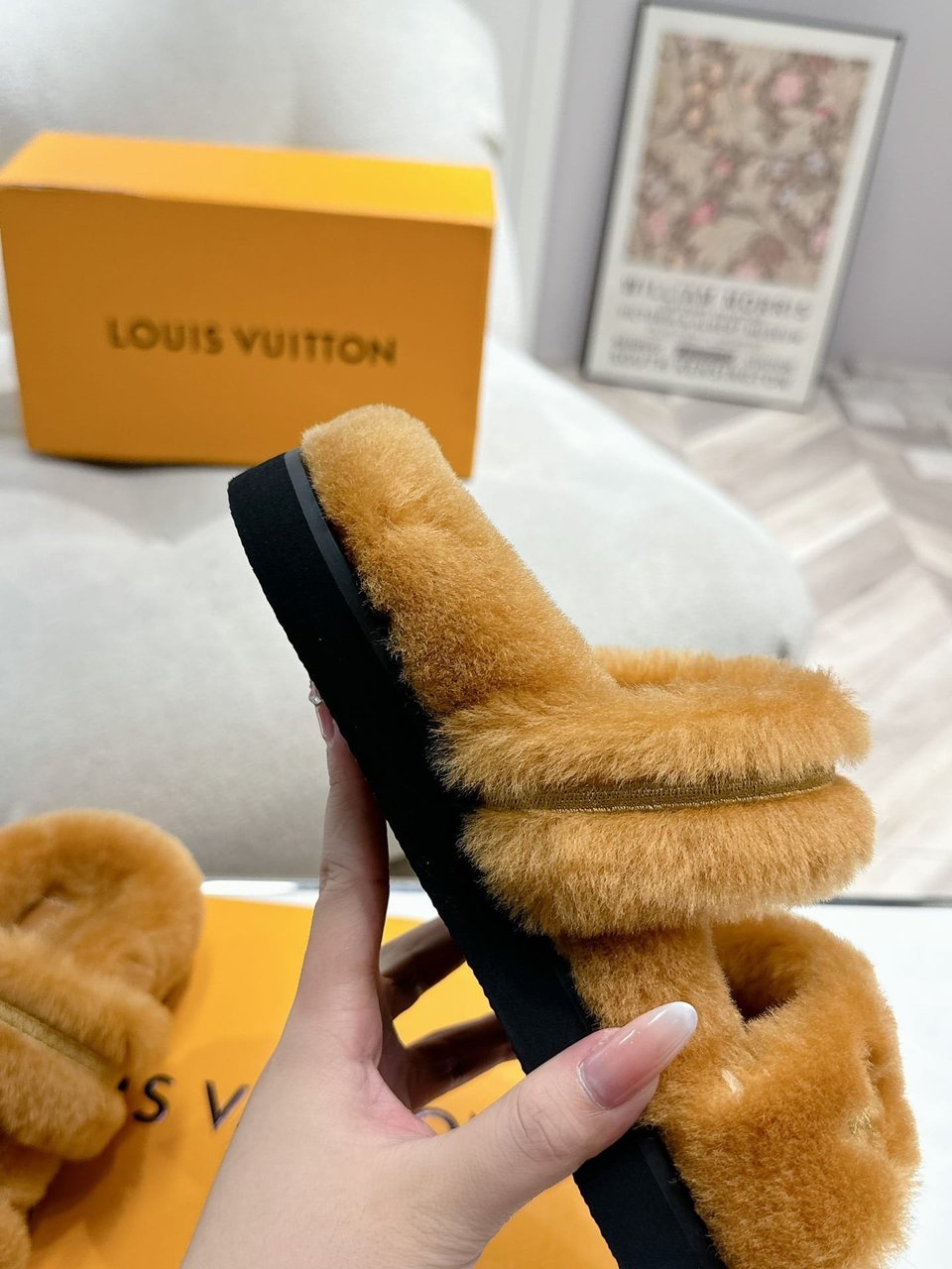 Louis Vuitton Lv Sunset Flat Comfort Mule Shearling Brown view 7