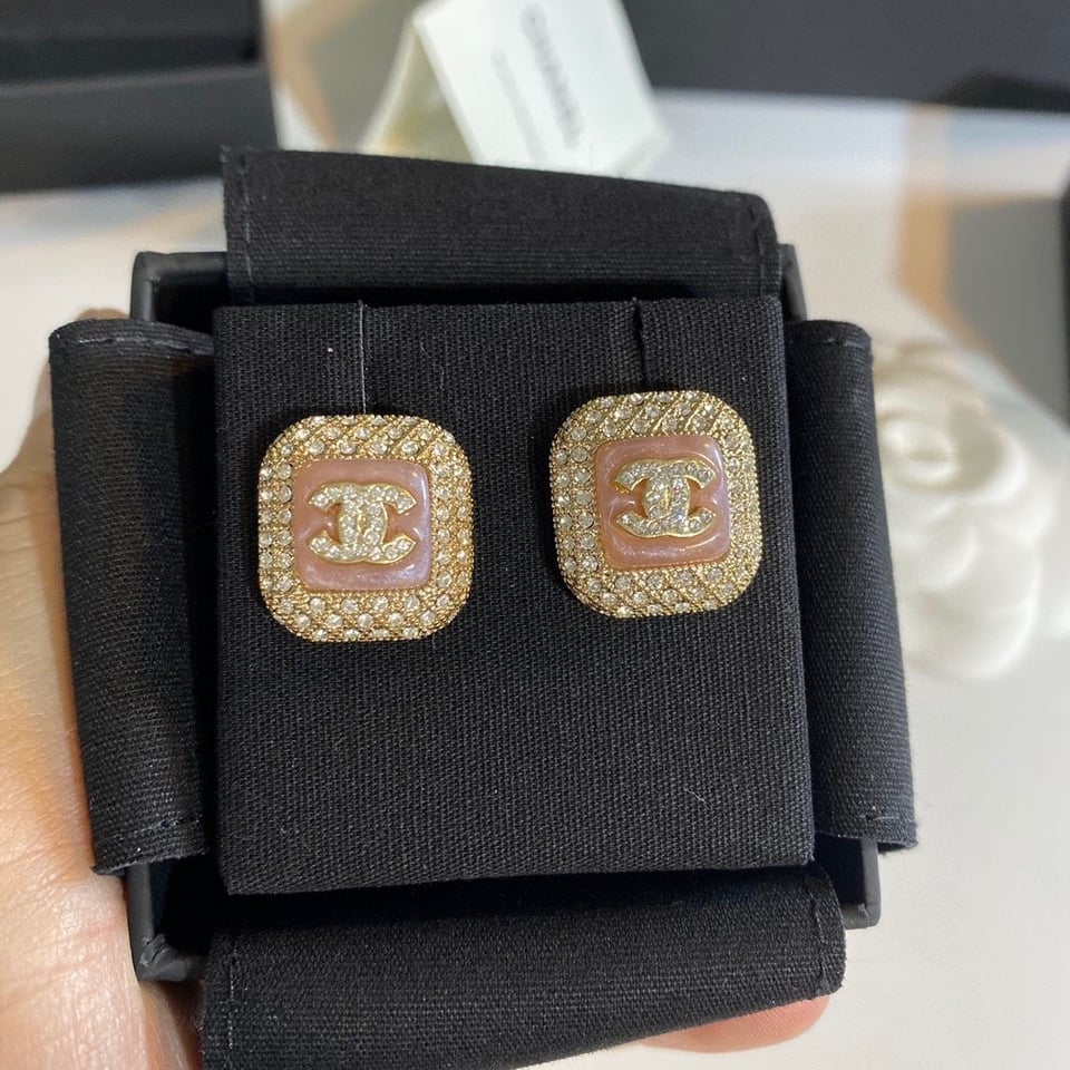Chanel Earrings view 8
