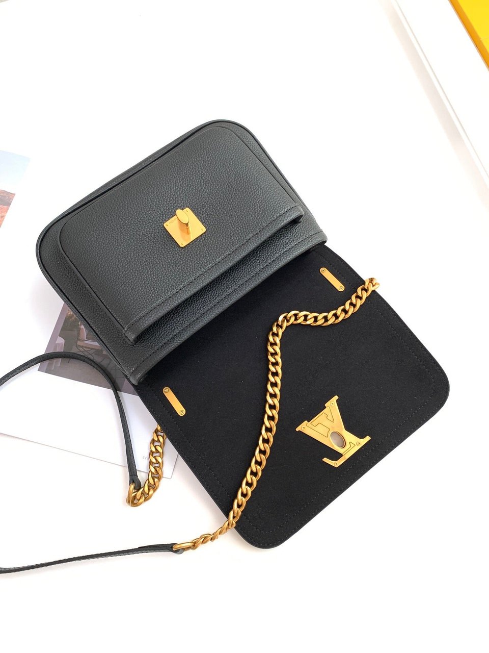 Louis Vuitton Lockme Chain 23Cm Black Bag view 10