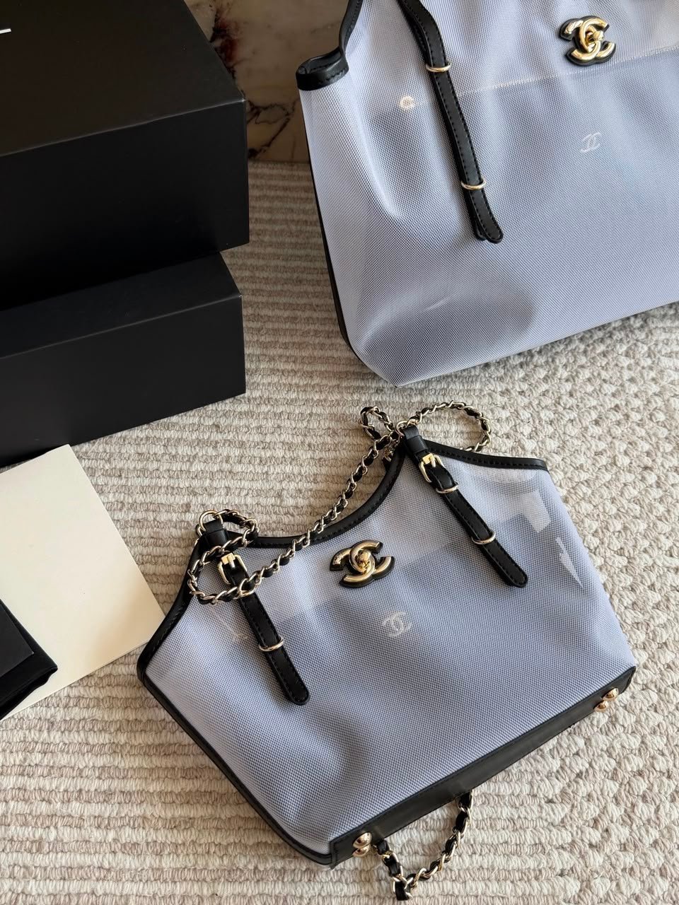 Chanel Small Tote Mesh, Calfskin &amp; Gold-Tone Metal Transparent &amp; Black 28cm/11in AS6015 view 8