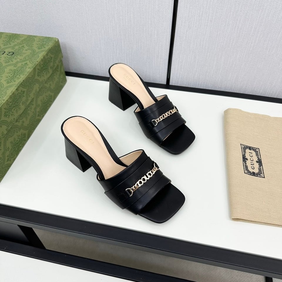 Gucci Signoria Slide Sandal In Black view 8
