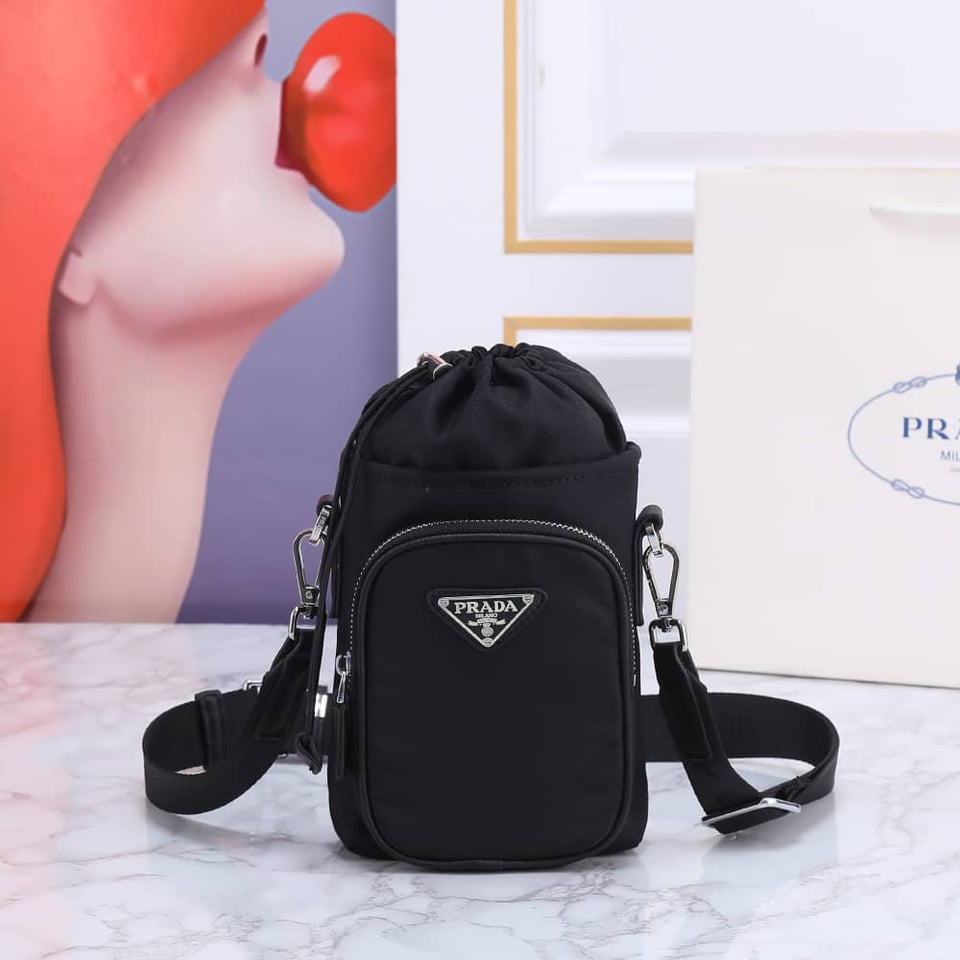 Prada Re Nylon Smartphone Case Black 18Cm view 4