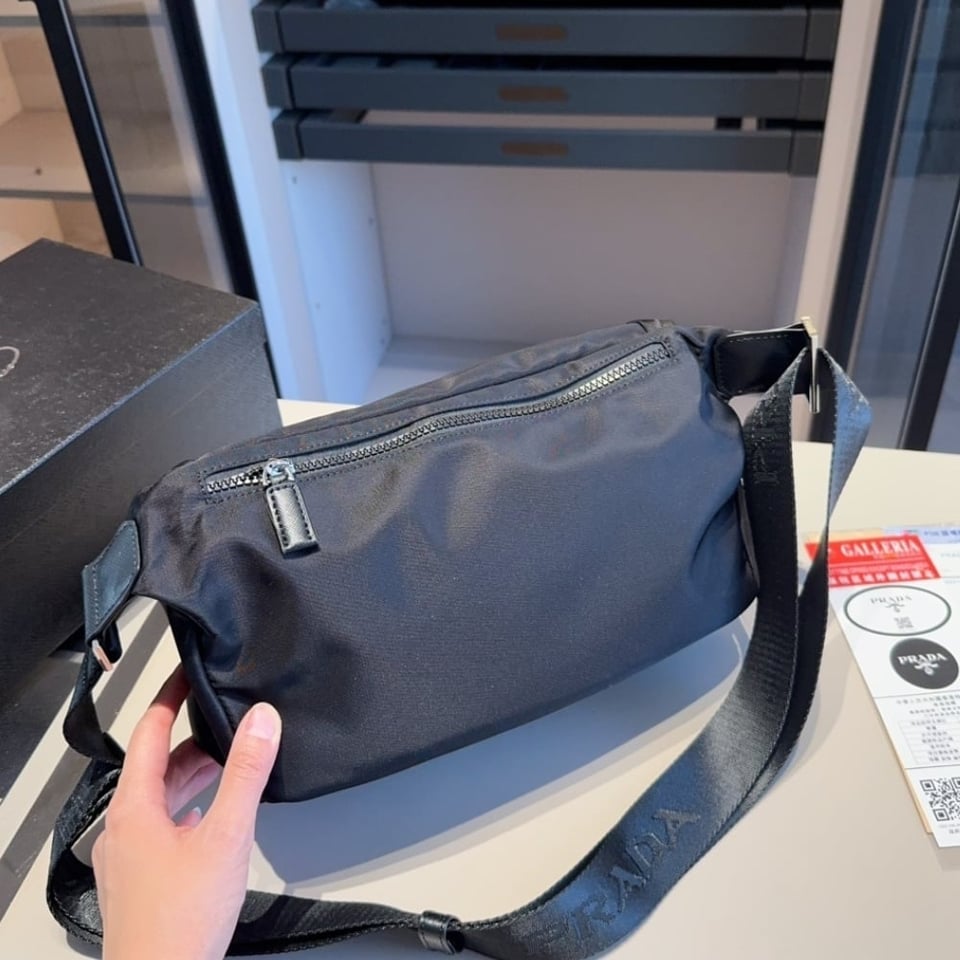 Prada Re Nylon And Leather Shoulder Bag Black 28Cm view 4
