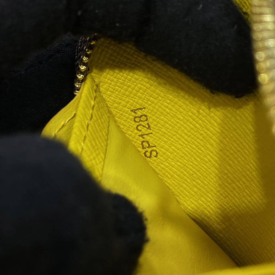 Louis Vuitton Christmas Animation 2022 Zippy Coin Purse Yellow view 10