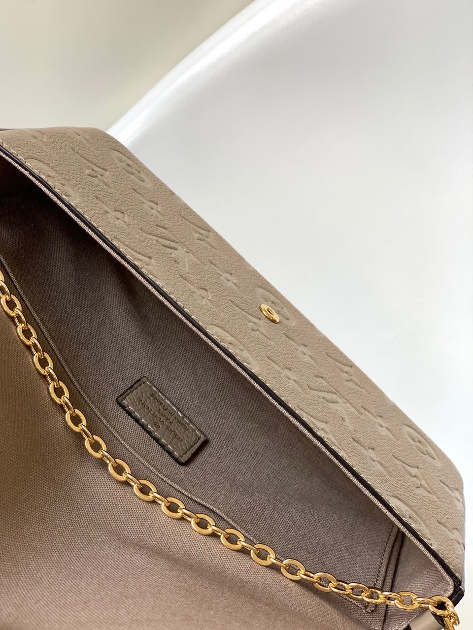 Louis Vuitton Felicie Pochette Bag Gray Tourterelle 21Cm view 8
