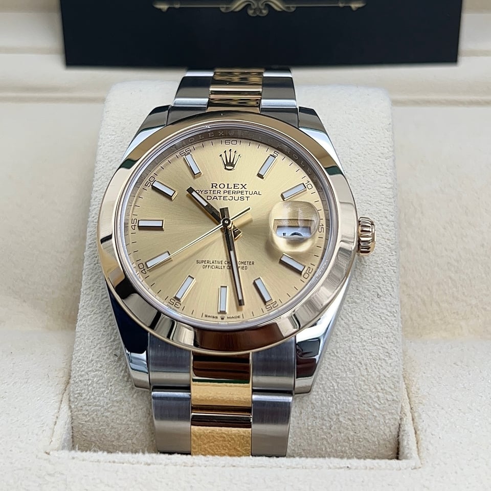 [Superclone] Rolex Datejust 41mm Champagne-Colour Dial Smooth Oyster 126303 view 2