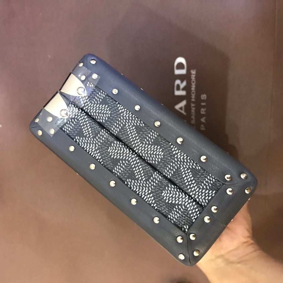 Goyard Minaudiere Trunk Bag 17Cm Grey Canvas view 7