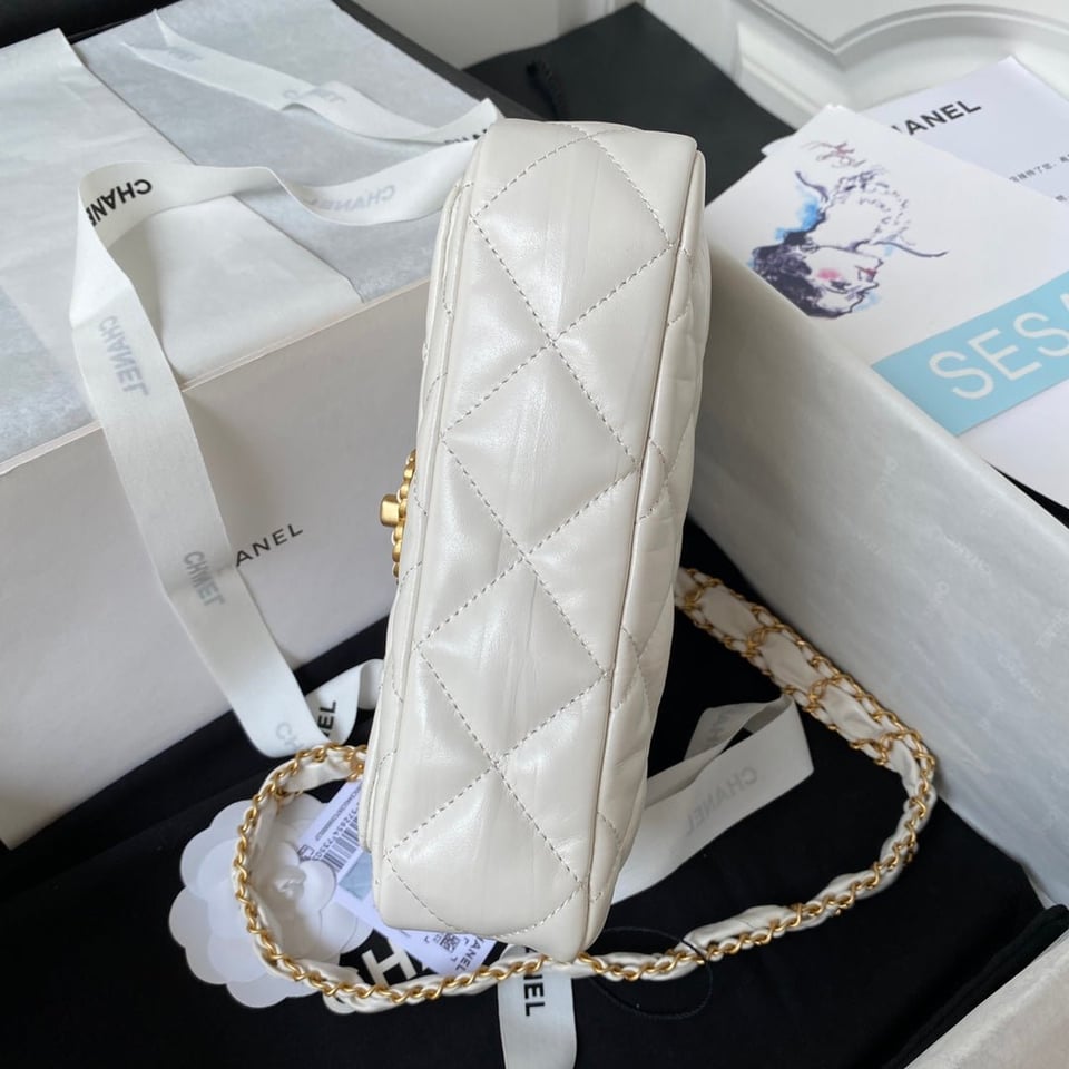 Chanel 23K 13,5Cm White Calfskin Gold Hardware view 8