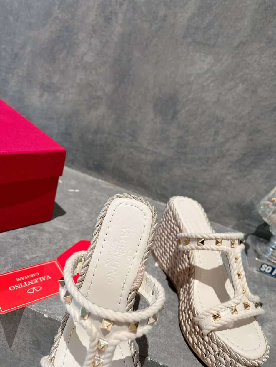 Valentino Rockstud Laminated Nappa Wedge Sandal Natural 4W2S0Gi5Dym Ybs view 4