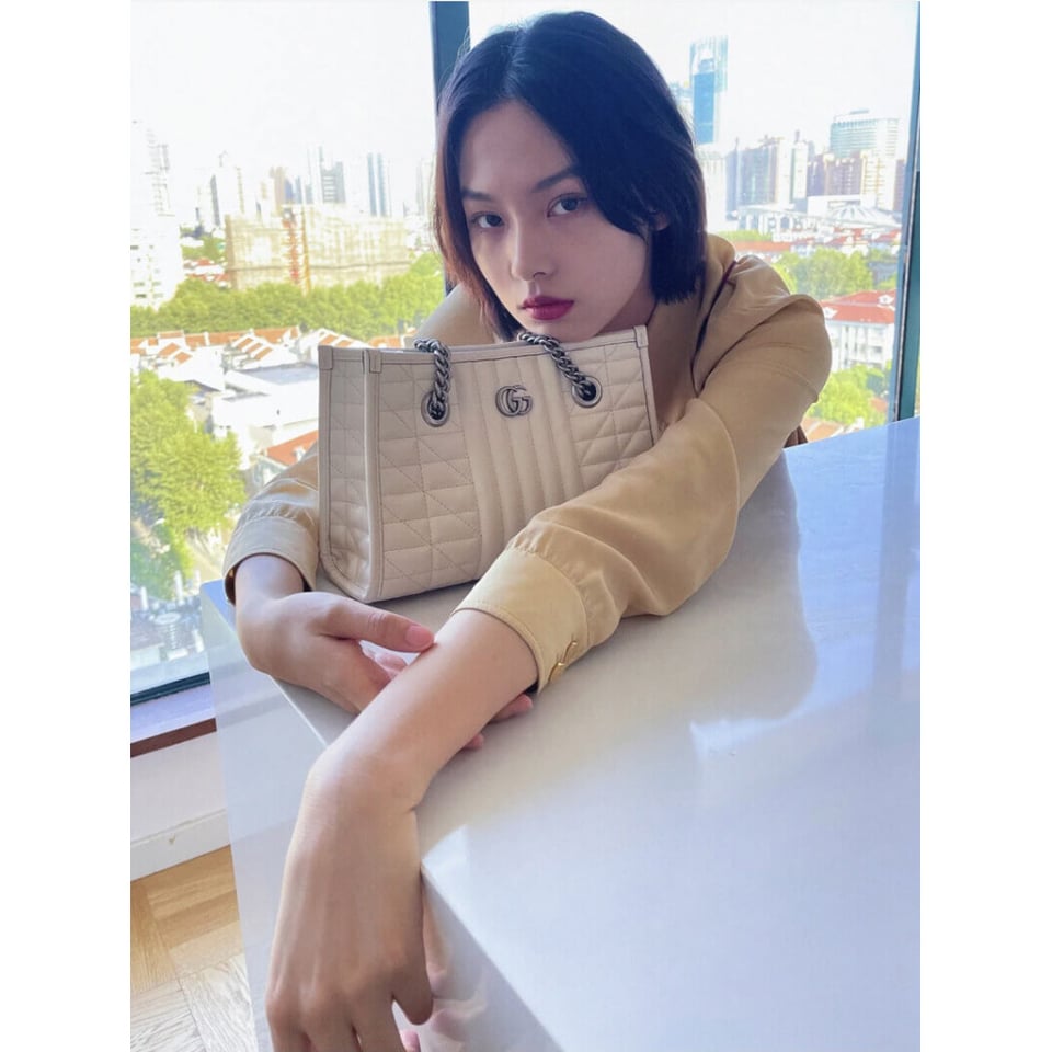 Gucci GG Marmont Small Tote Bag White view 5