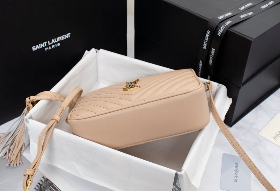 Saint Laurent Lou Camera Bag In Quilted Leather Beige Gold 23Cm view 8